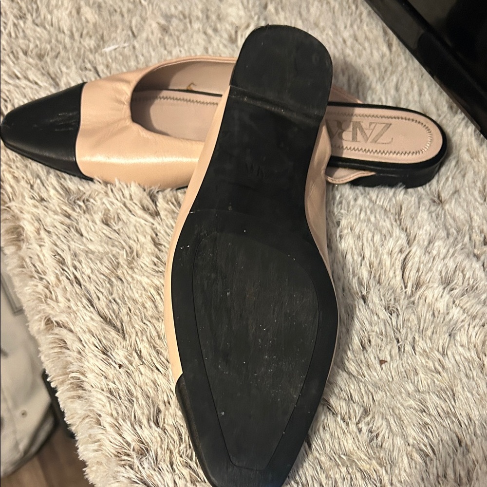 Zara Women's Black and Tan Loafers - Picture 3 of 3